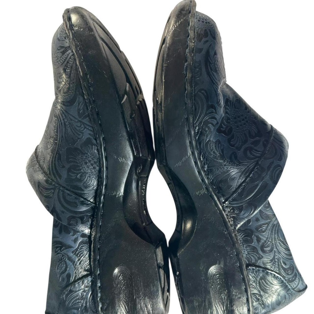 New boho navy blue  leather embossed  floral retro western design clogs wide